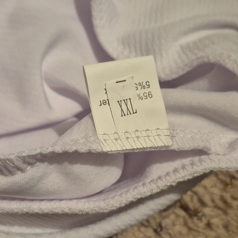 Chic White Skater Skirt - XXL - Picture 3 of 3